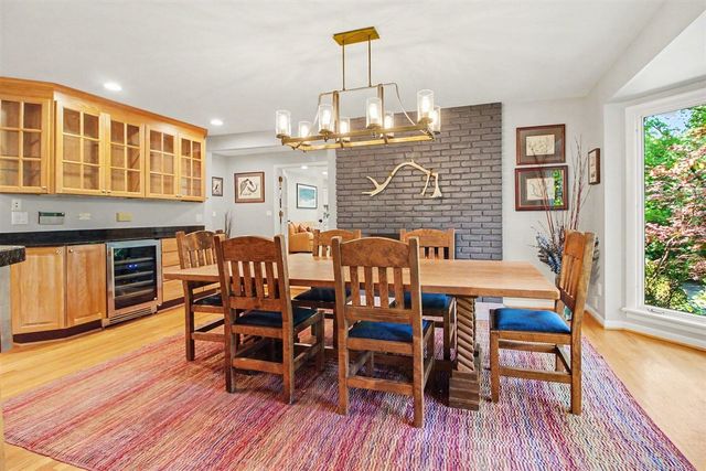 432 Riverview Drive, Ann Arbor, MI 48104