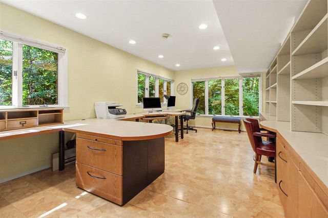 432 Riverview Drive, Ann Arbor, MI 48104