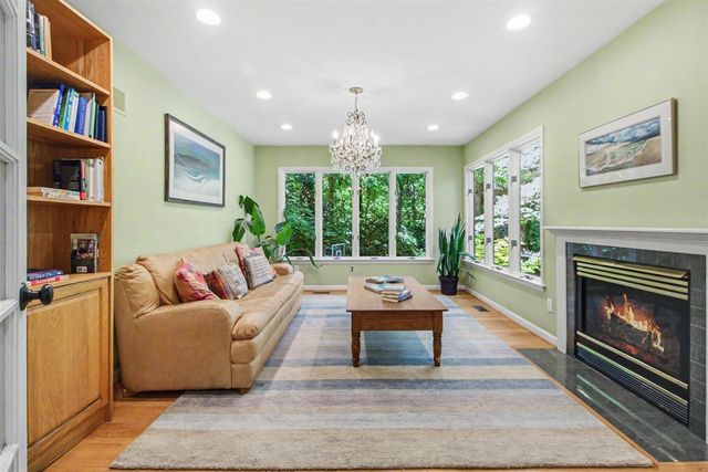 432 Riverview Drive, Ann Arbor, MI 48104