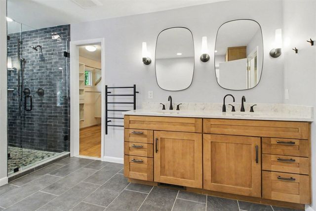 432 Riverview Drive, Ann Arbor, MI 48104