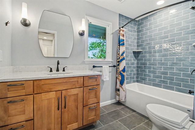 432 Riverview Drive, Ann Arbor, MI 48104
