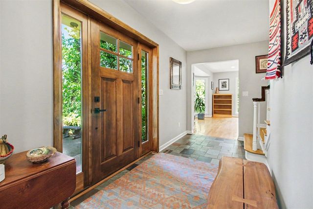 432 Riverview Drive, Ann Arbor, MI 48104