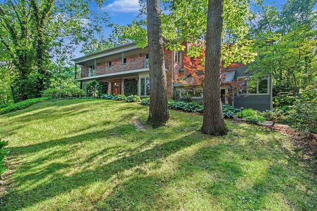 432 Riverview Drive, Ann Arbor, MI 48104