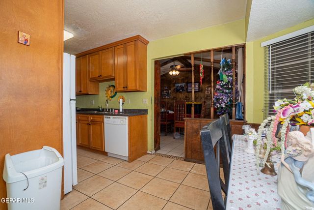 10712 Gay Brewer Drive, El Paso, TX 79935