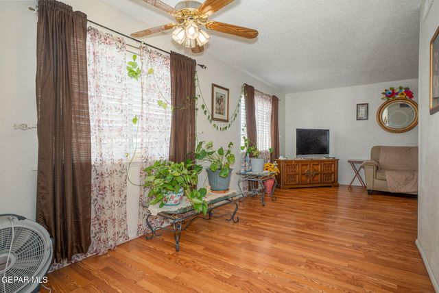 10712 Gay Brewer Drive, El Paso, TX 79935
