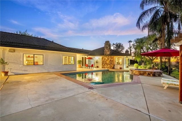 1650 Winterwarm Drive, Fallbrook, CA 92028