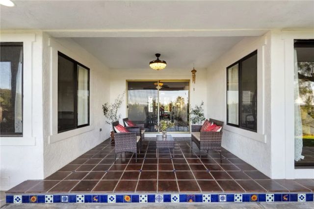 1650 Winterwarm Drive, Fallbrook, CA 92028