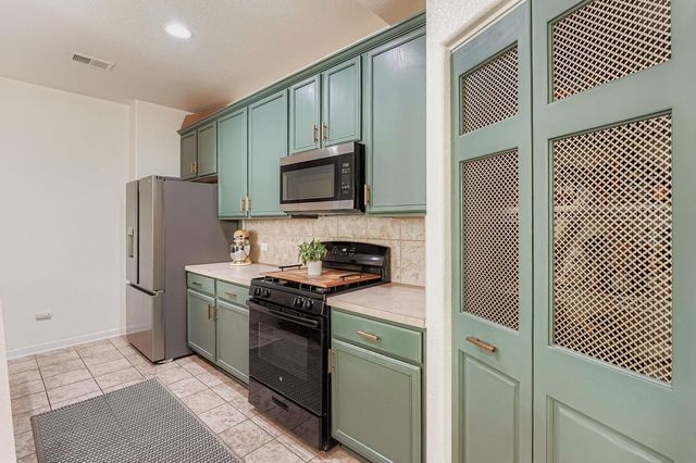 229 Ferrule DR, Kyle, TX 78640
