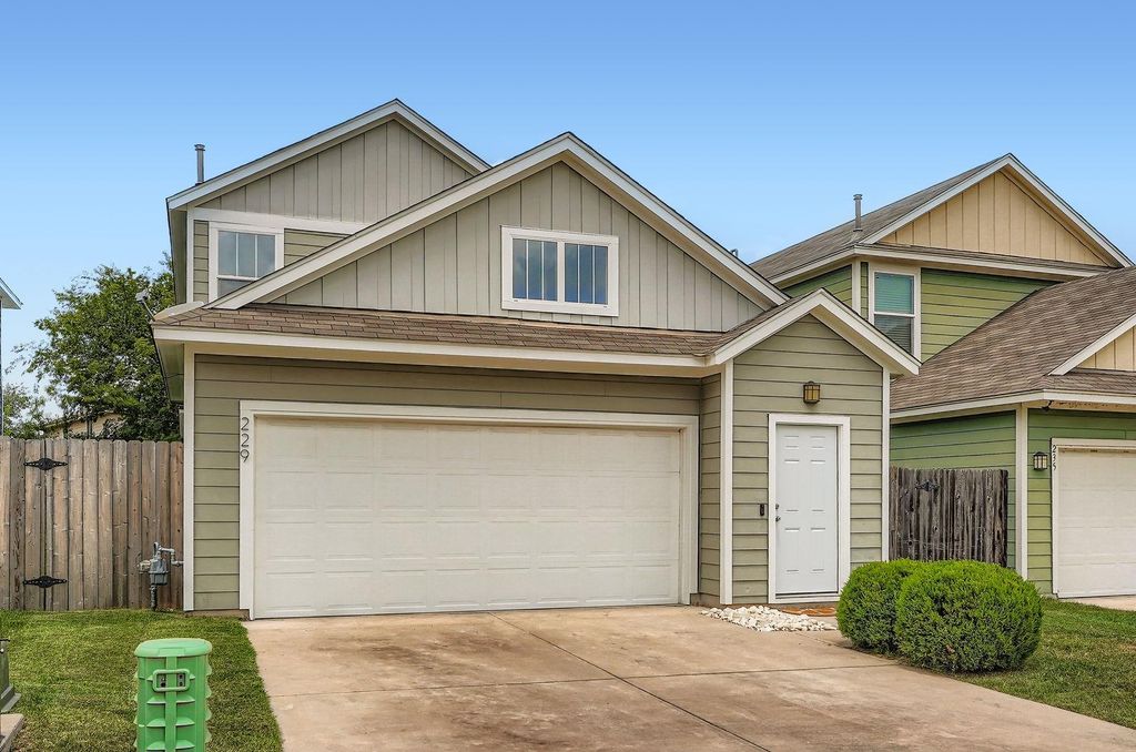 229 Ferrule DR, Kyle, TX 78640