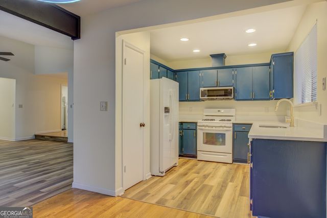 8896 Wellston Court, Jonesboro, GA 30238