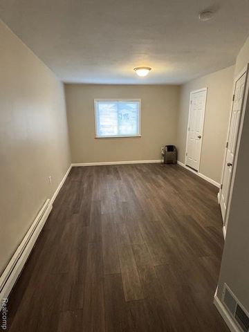 39409 Dequindre Road, Troy, MI 48085