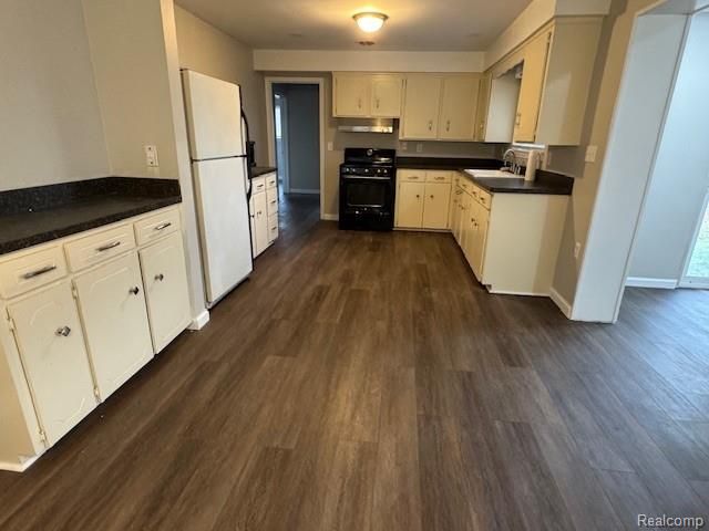 39409 Dequindre Road, Troy, MI 48085