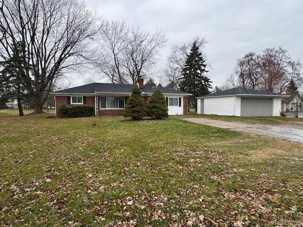 39409 Dequindre Road, Troy, MI 48085