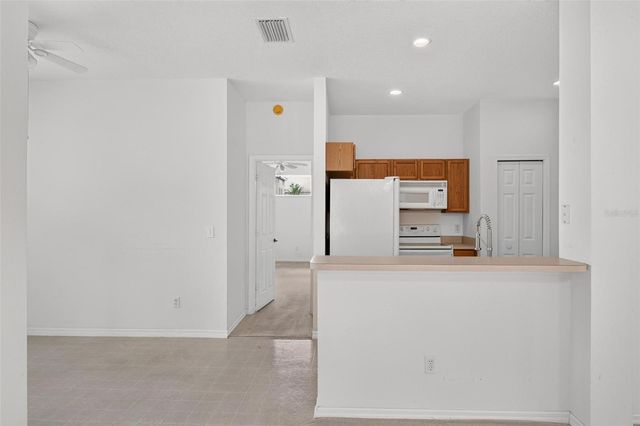 2428 WALNUT HEIGHTS ROAD, Apopka, FL 32703