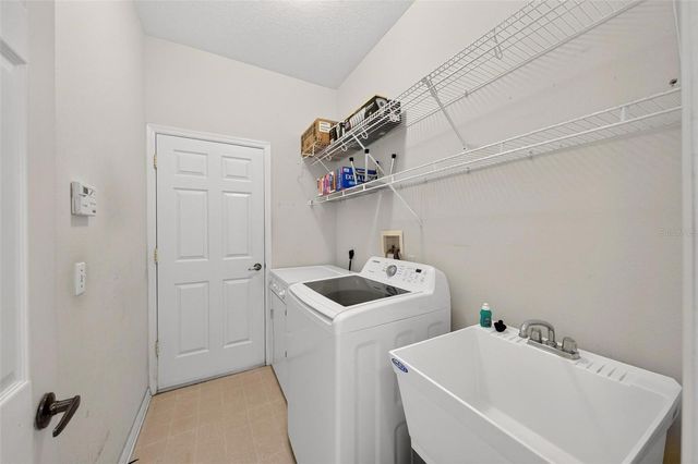2428 WALNUT HEIGHTS ROAD, Apopka, FL 32703