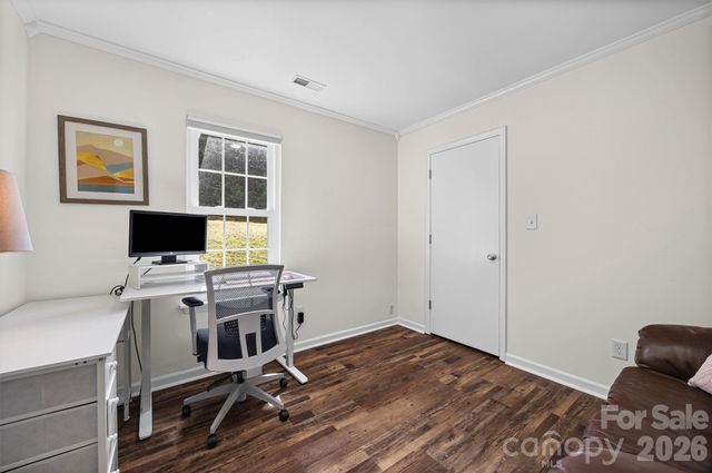 6104 Sunbridge Court, Charlotte, NC 28269