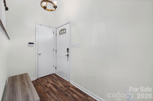 6104 Sunbridge Court, Charlotte, NC 28269