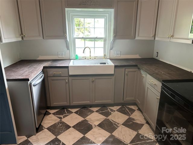 215 S Matson Street, Kershaw, SC 29067