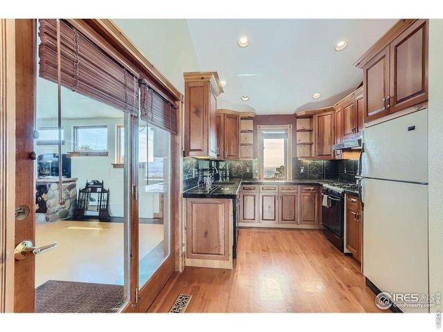2450 Eagle Ridge Rd, Lyons, CO 80540