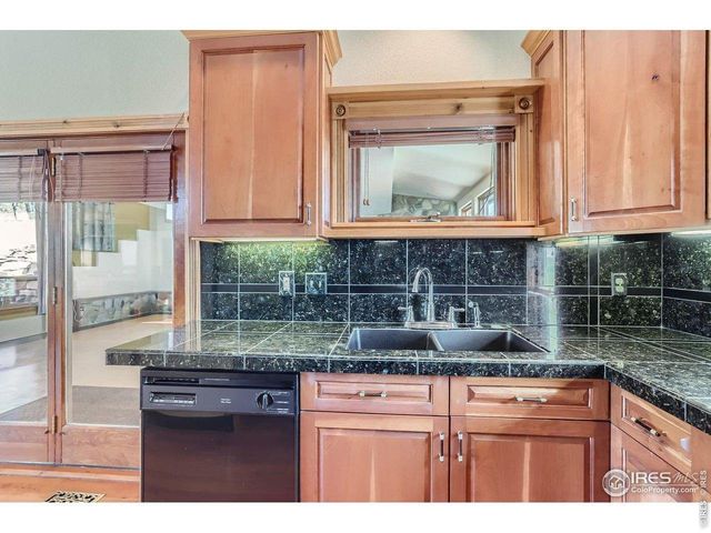 2450 Eagle Ridge Rd, Lyons, CO 80540