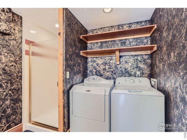 2450 Eagle Ridge Rd, Lyons, CO 80540