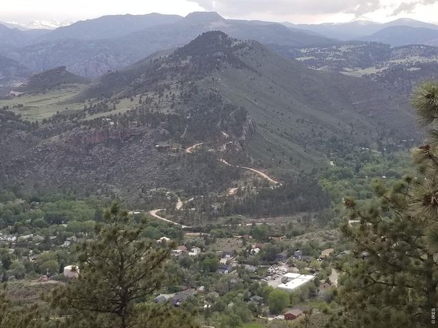 2450 Eagle Ridge Rd, Lyons, CO 80540