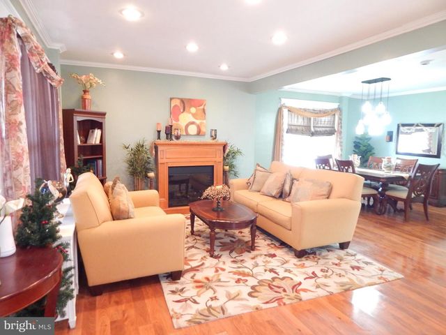 111 HUFF AVE, Trenton, NJ 08618