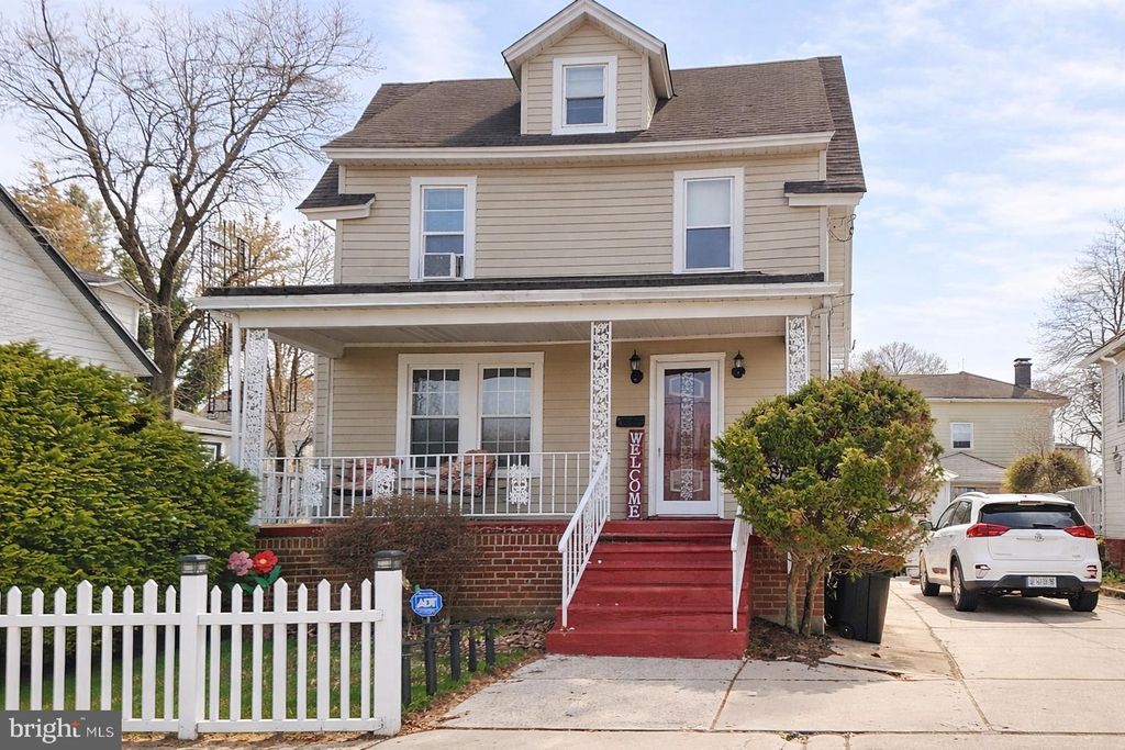 111 HUFF AVE, Trenton, NJ 08618