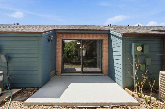 2422 KING OAK COURT, St Cloud, FL 34769