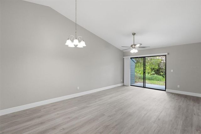 2422 KING OAK COURT, St Cloud, FL 34769