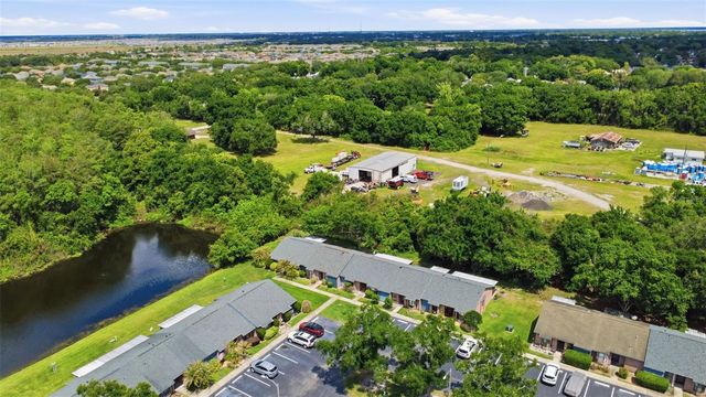 2422 KING OAK COURT, St Cloud, FL 34769