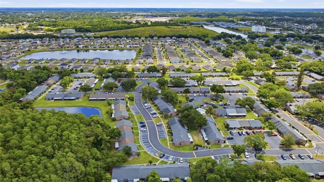 2422 KING OAK COURT, St Cloud, FL 34769