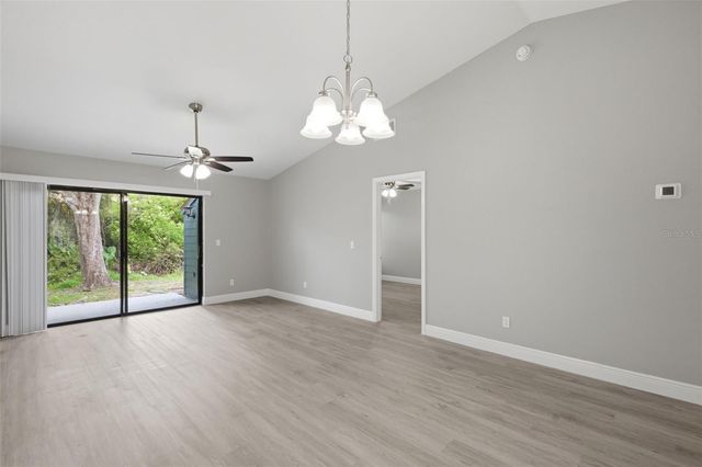 2422 KING OAK COURT, St Cloud, FL 34769