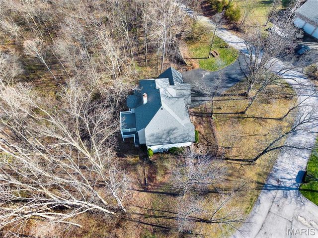 364 Whispering Forest Lane, Pacific, MO 63069