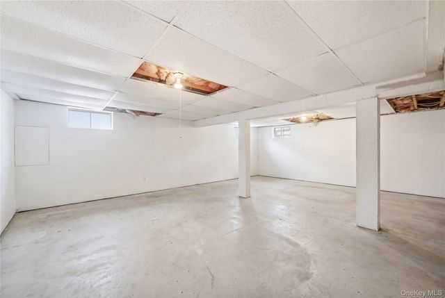 55 Carver Boulevard, Bellport, NY 11713