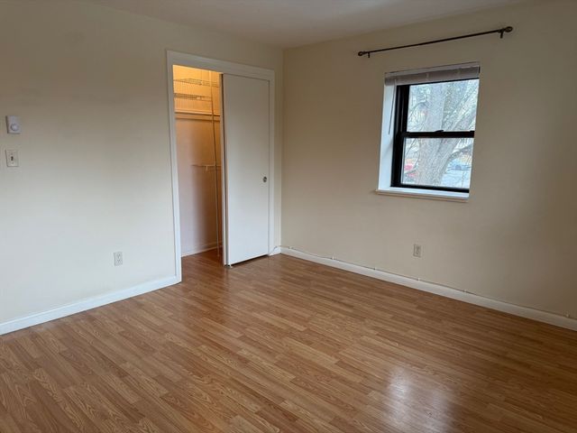 1325 Worcester Rd D8, Framingham, MA 01701