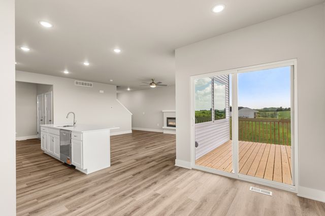 3261 Marigold Circle, Pella, IA 50219
