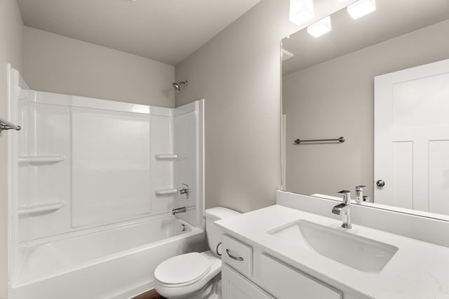 3261 Marigold Circle, Pella, IA 50219