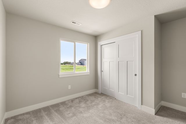 3261 Marigold Circle, Pella, IA 50219