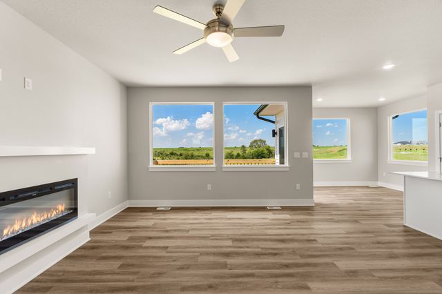 3261 Marigold Circle, Pella, IA 50219