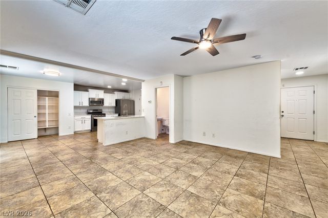 8940 Marmo Avenue, Las Vegas, NV 89148