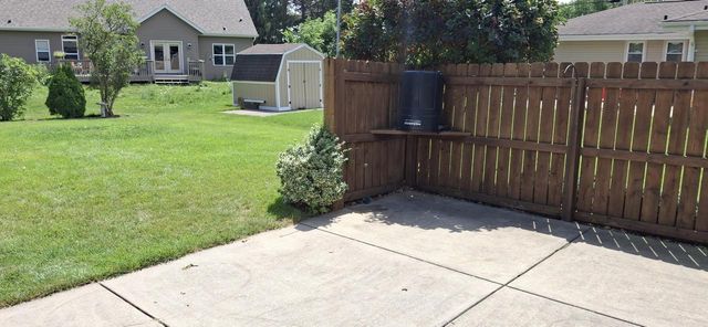 548 Oakwood DRIVE, Hartland, WI 53029