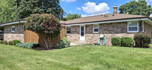 548 Oakwood DRIVE, Hartland, WI 53029