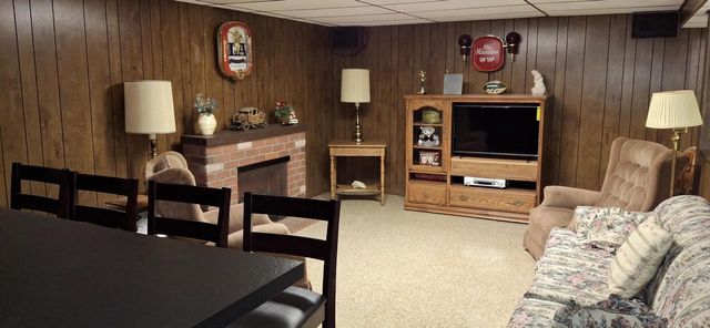 548 Oakwood DRIVE, Hartland, WI 53029
