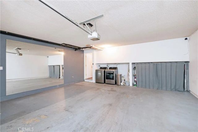 12334 Chandler C, Valley Village, CA 91607