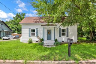 185 N Fayetteville Street, Parkton, NC 28371