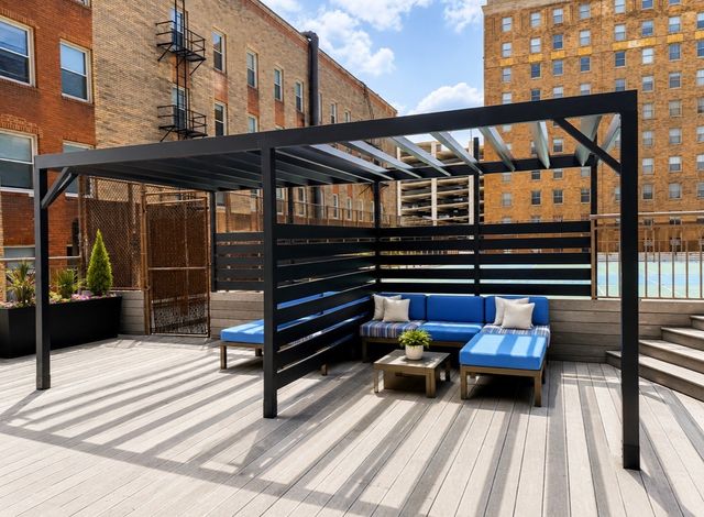 300 Walnut Street 408, Des Moines, IA 50309
