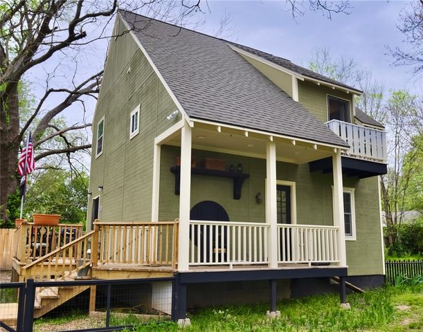 114 N Ozark Street, Prairie Grove, AR 72753