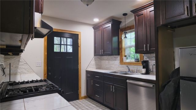 114 N Ozark Street, Prairie Grove, AR 72753