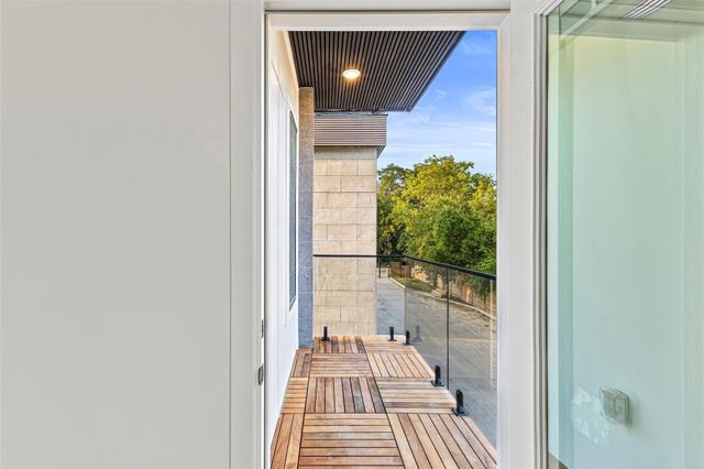 00 Bayou View Drive, Houston, TX 77091